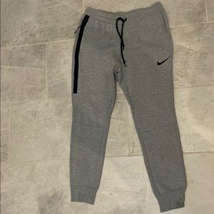 NIKE tech pant